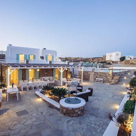 Mando Pool W Sea Views - Five Bedrooms فيلة *