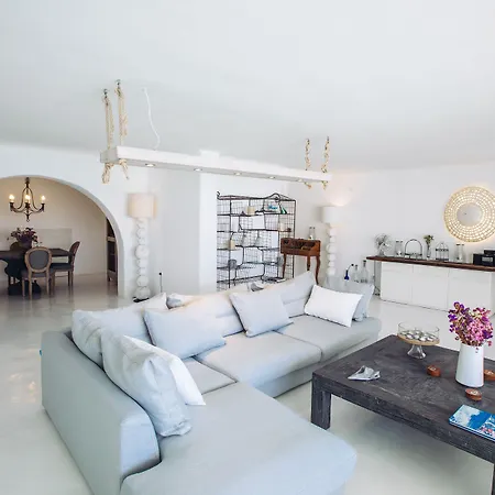 Mando Pool W Sea Views - Five Bedrooms Villa