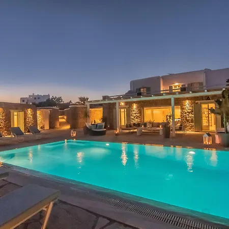 Mando Pool W Sea Views - Five Bedrooms
