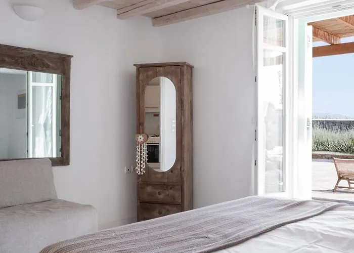 Mando Pool Villas W Sea Views - Five Bedrooms