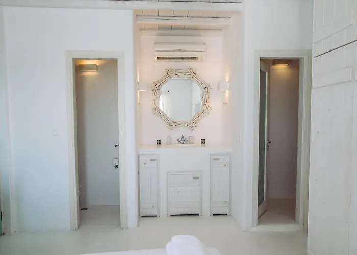 Mando Pool Villas W Sea Views - Five Bedrooms Super Paradise Beach (Mykonos)