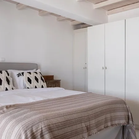 Willa Mando Pool W Sea Views - Five Bedrooms *